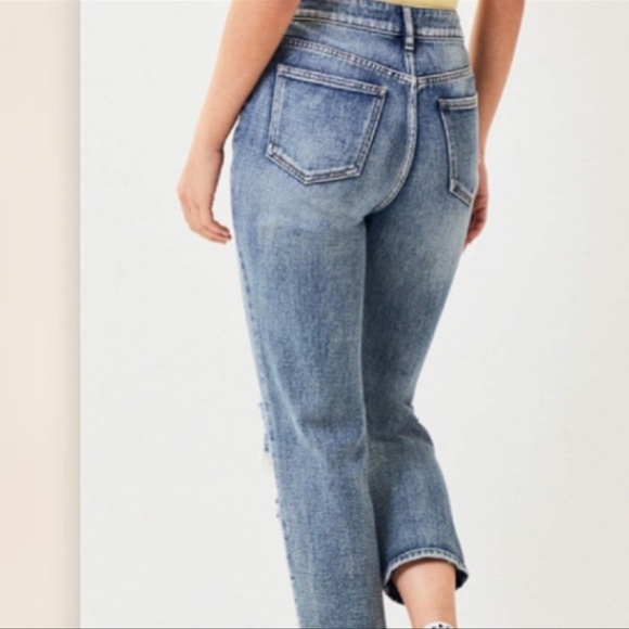 Pacsun High Rise Distressed Straight Mom Jeans 24 - Picture 2 of 7